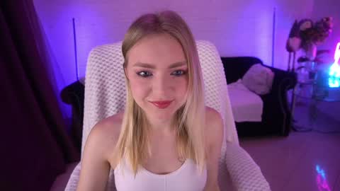 Snapshot of emilysunshines chatting on 01/12/25, 09:29  MY NAME IS Emily WELCOME EVERYONE I WILL BE HAPPY TO GIVE YOU WHAT YOU HAVE DREAMED OF FOR SO LONG online show from 01/12/25, 09:29