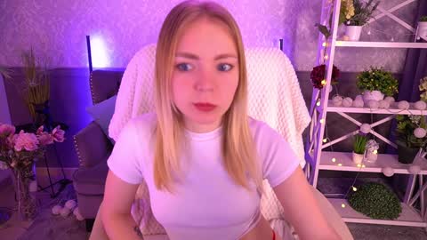 Snapshot of emilysunshines chatting on 02/02/25, 09:34  MY NAME IS Emily WELCOME EVERYONE I WILL BE HAPPY TO GIVE YOU WHAT YOU HAVE DREAMED OF FOR SO LONG online show from 02/02/25, 09:34