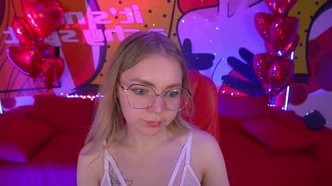 Snapshot of emilysunshines chatting on 02/18/25, 11:19  MY NAME IS Emily WELCOME EVERYONE I WILL BE HAPPY TO GIVE YOU WHAT YOU HAVE DREAMED OF FOR SO LONG online show from 02/18/25, 11:19