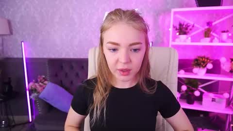 Snapshot of emilysunshines chatting on 09/23/25, 06:16  MY NAME IS Emily WELCOME EVERYONE I WILL BE HAPPY TO GIVE YOU WHAT YOU HAVE DREAMED OF FOR SO LONG online show from 09/23/25, 06:16