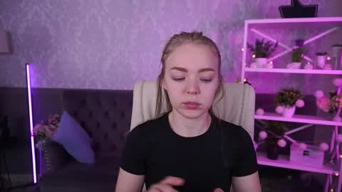 Snapshot of emilysunshines chatting on 09/24/25, 06:06  MY NAME IS Emily WELCOME EVERYONE I WILL BE HAPPY TO GIVE YOU WHAT YOU HAVE DREAMED OF FOR SO LONG online show from 09/24/25, 06:06