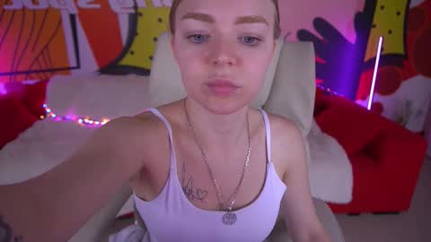Snapshot of emilysunshines chatting on 10/06/25, 08:56  MY NAME IS Emily WELCOME EVERYONE I WILL BE HAPPY TO GIVE YOU WHAT YOU HAVE DREAMED OF FOR SO LONG online show from 10/06/25, 08:56