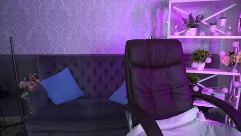 Snapshot of emilysunshines chatting on 10/08/25, 06:44  MY NAME IS Emily WELCOME EVERYONE I WILL BE HAPPY TO GIVE YOU WHAT YOU HAVE DREAMED OF FOR SO LONG online show from 10/08/25, 06:44