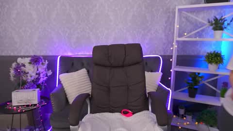  MY NAME IS Emily WELCOME EVERYONE I WILL BE HAPPY TO GIVE YOU WHAT YOU HAVE DREAMED OF FOR SO LONG online show from 11/21/25, 08:13