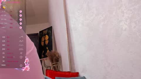 Snapshot of emilytrase chatting on 02/21/26, 01:39 Betty online show from 02/21/26, 01:39