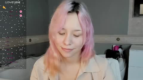 Betty online show from 04/10/26, 01:44