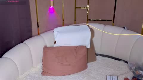 Emily wish-list  online show from 05/02/26, 03:50