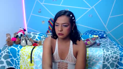 Snapshot of emilytssweet chatting on 10/28/25, 10:56 Emily online show from 10/28/25, 10:56