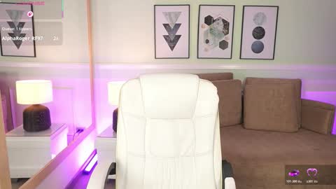 Emily Turner  online show from 03/28/26, 07:19