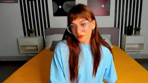 Emily online show from 09/19/25, 08:16