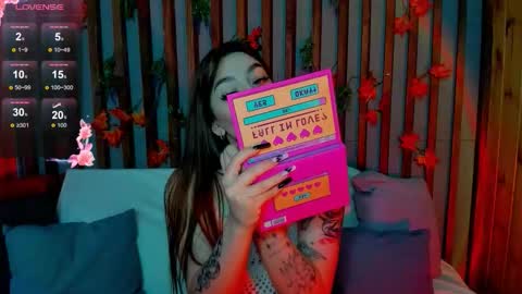 Emily online show from 11/21/25, 01:26