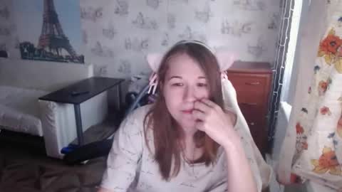 Snapshot of emilyway chatting on 02/28/25, 12:42 emilyway online show from 02/28/25, 12:42