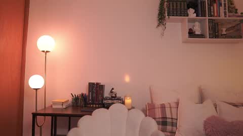 IG thickemmsss online show from 03/02/25, 07:56