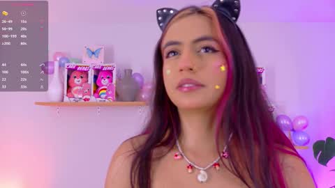 Snapshot of emilyy_bank chatting on 12/02/25, 07:53 Emily Bank online show from 12/02/25, 07:53