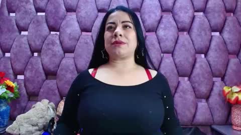 Snapshot of emilyy_moon_ chatting on 03/12/26, 03:18 Emilyy Moon online show from 03/12/26, 03:18