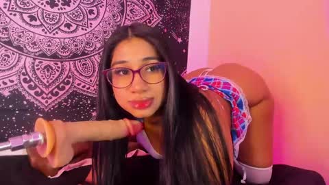 Snapshot of emilyy_walker chatting on 05/28/26, 12:57 emilyy_walker online show from 05/28/26, 12:57