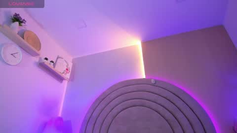 Snapshot of emilyygrey chatting on 04/01/26, 01:41 emilyygrey online show from 04/01/26, 01:41