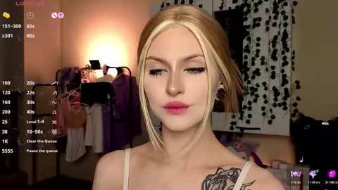 Snapshot of emimiy chatting on 11/03/25, 03:30 emimiy online show from 11/03/25, 03:30