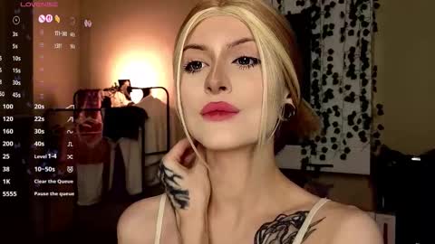 Snapshot of emimiy chatting on 11/09/25, 03:27 emimiy online show from 11/09/25, 03:27