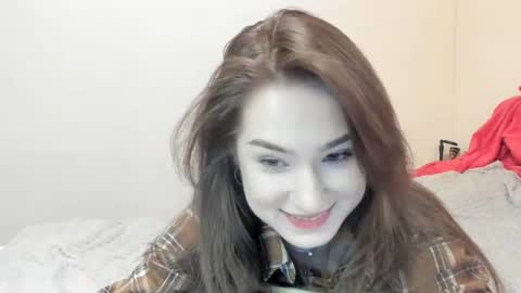 Snapshot of eminemswife chatting on 02/25/25, 12:03 Nadya online show from 02/25/25, 12:03