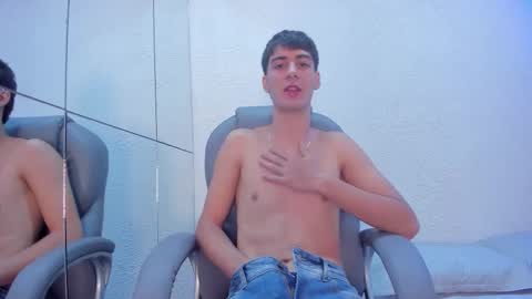 emir_ozan online show from 11/22/25, 11:09