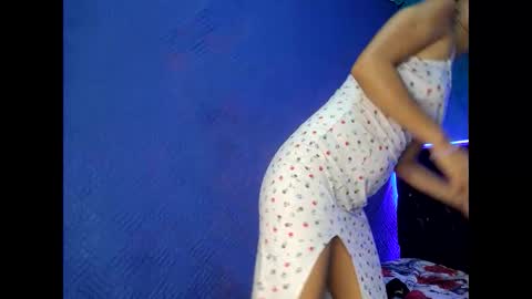 L i a    time online 7am - 1pm Gtm-5  online show from 02/19/26, 03:30