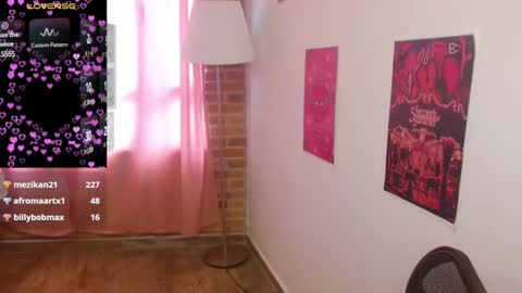 emma online show from 02/17/25, 09:41