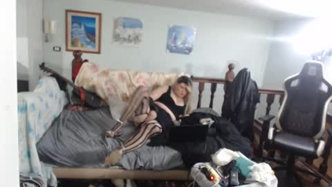 Snapshot of emma671 chatting on 01/28/25, 11:17 emma online show from 01/28/25, 11:17