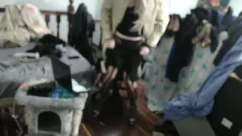 Snapshot of emma671 chatting on 02/02/25, 05:48 emma online show from 02/02/25, 05:48