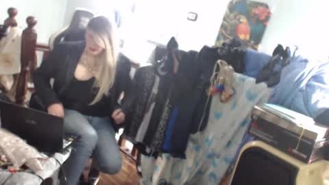 Snapshot of emma671 chatting on 03/03/25, 06:26 emma online show from 03/03/25, 06:26