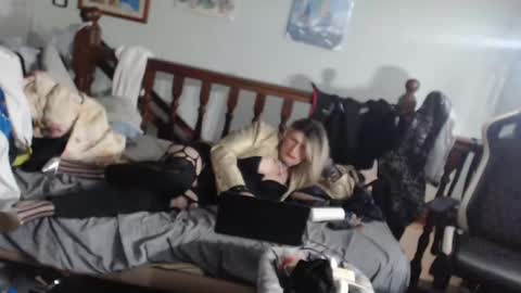 Snapshot of emma671 chatting on 03/09/25, 08:21 emma online show from 03/09/25, 08:21