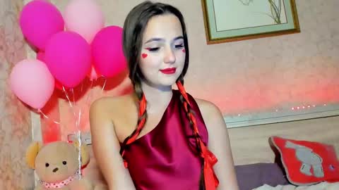 Snapshot of emma77_ chatting on 02/14/25, 02:12 Emma online show from 02/14/25, 02:12