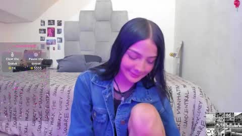 emma  online show from 09/19/25, 07:14