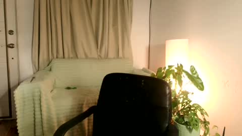emma______1996 online show from 07/09/26, 05:44