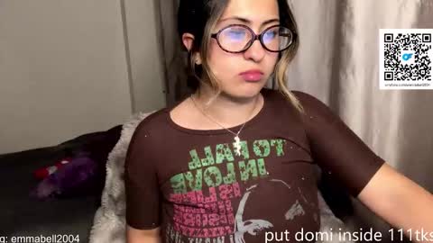 Snapshot of emma__bell_ chatting on 03/20/26, 02:38 Emma Is here online show from 03/20/26, 02:38