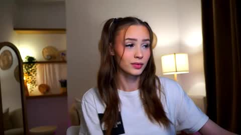 Your Emma online show from 01/24/25, 02:49