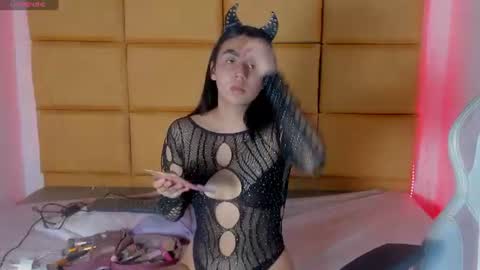 Snapshot of emma__js_ chatting on 06/15/26, 02:30 emma__js_ online show from 06/15/26, 02:30