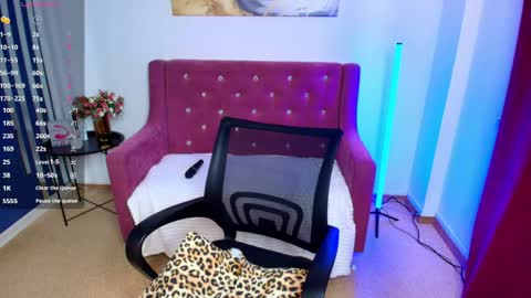 emma__rosss online show from 05/18/26, 04:07