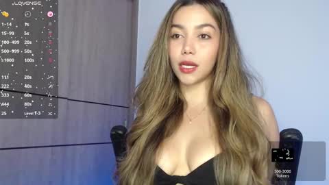 Snapshot of emma_aaa chatting on 12/20/24, 07:44 Rocio online show from 12/20/24, 07:44