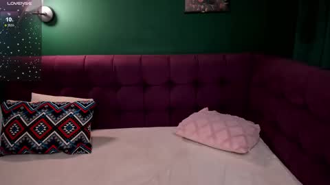 Snapshot of emma_adorablle chatting on 03/11/25, 04:54 emma_adorablle online show from 03/11/25, 04:54