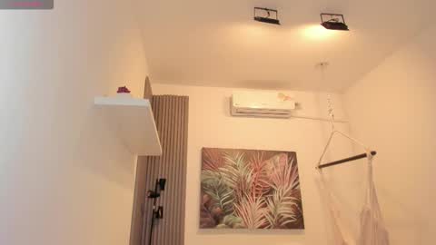 Alice online show from 11/13/25, 12:04