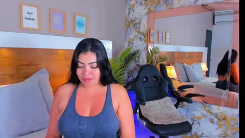 Snapshot of emma_bakker_ chatting on 04/08/26, 04:56 Emma online show from 04/08/26, 04:56