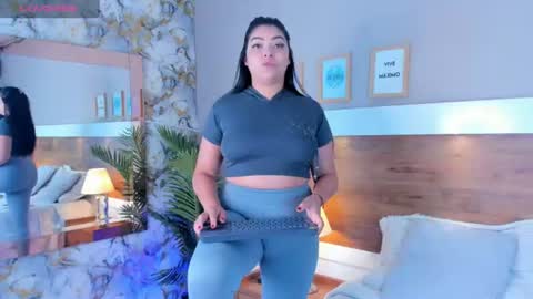 Snapshot of emma_bakker_ chatting on 07/17/26, 05:36 Emma online show from 07/17/26, 05:36