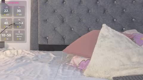 Emma online show from 11/12/25, 05:19