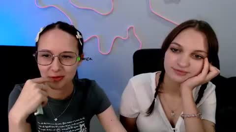 Snapshot of emma_bless_ chatting on 07/24/26, 08:45 your Emma online show from 07/24/26, 08:45