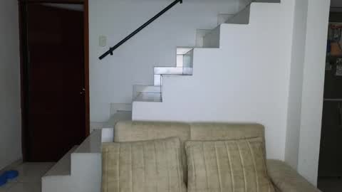 Snapshot of emma_blue_ chatting on 10/26/25, 04:07 Emma Blue modelo independiente online show from 10/26/25, 04:07