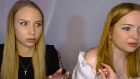 Emma and July online show from 05/06/26, 12:43