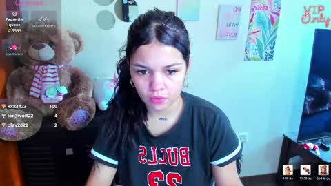 Snapshot of emma_boo_ chatting on 05/31/26, 03:08 emma_boo_ online show from 05/31/26, 03:08