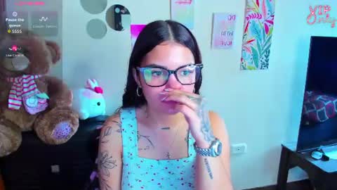 Snapshot of emma_boo_ chatting on 06/24/26, 03:11 emma_boo_ online show from 06/24/26, 03:11