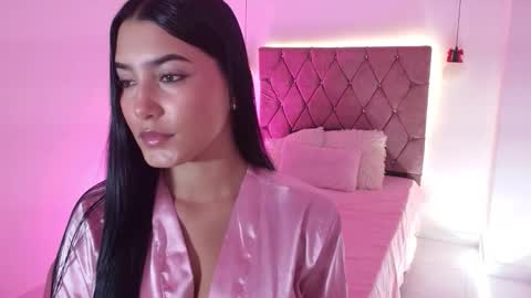 Snapshot of emma_carter2 chatting on 02/13/26, 10:55 E M M A online show from 02/13/26, 10:55